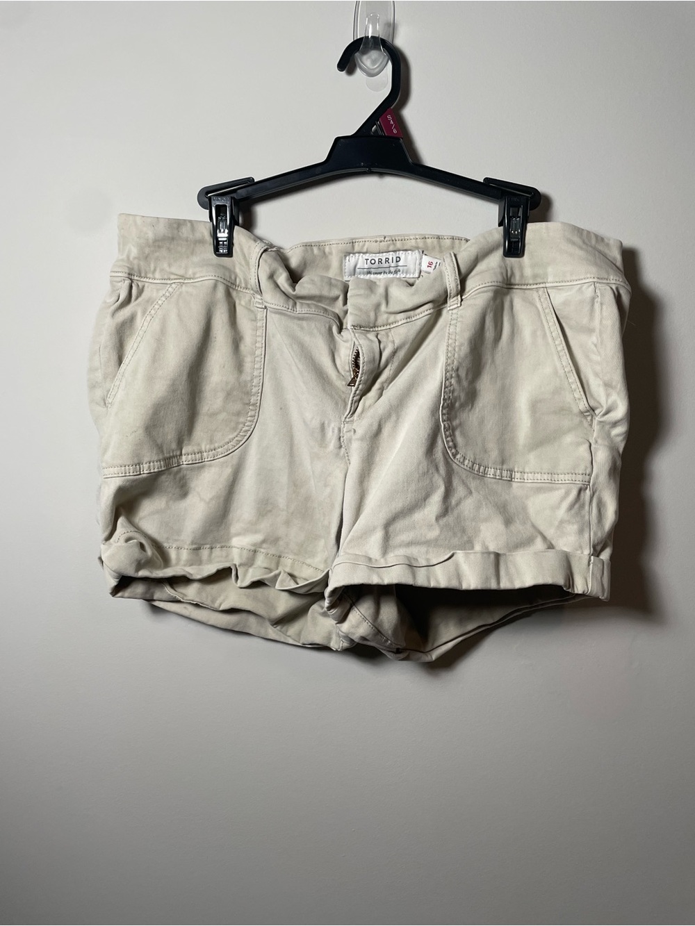 Torrid size 16 khaki Casual Women's Shorts